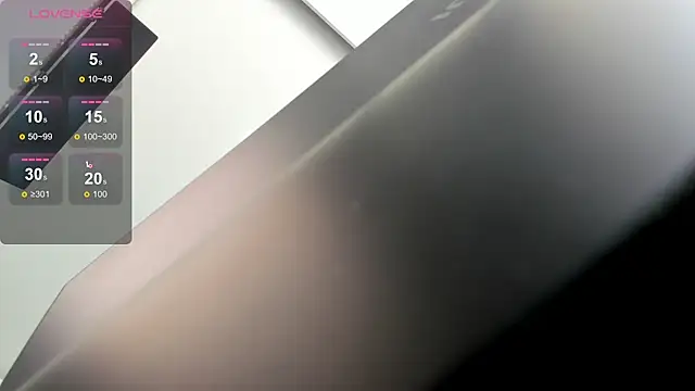 minimaya online show from 12/25/24, 02:57