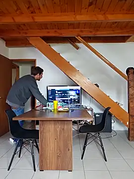 Snapshot of Elnonoykeila77 chatting on 02/19/25, 04:55 Elnonoykeila77 online show from 02/19/25, 04:55