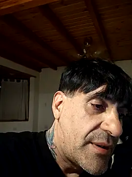 Snapshot of Elnonoykeila77 chatting on 09/09/25, 11:48 Elnonoykeila77 online show from 09/09/25, 11:48