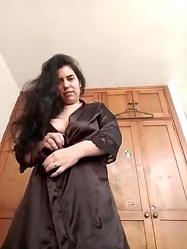 Snapshot of sex_mia chatting on 03/01/25, 07:15 sex mia online show from 03/01/25, 07:15