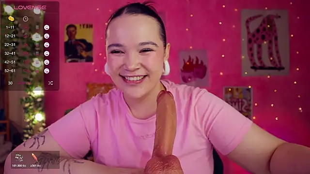 Chery Lady22 online show from 11/15/25, 03:37