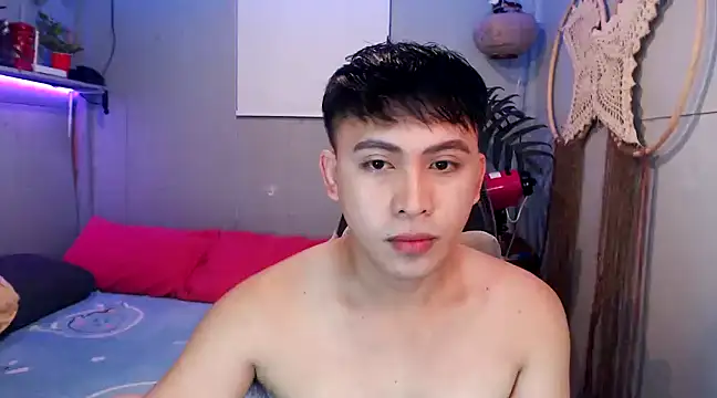 Snapshot of princeJayX chatting on 02/13/25, 02:12 princeJayX online show from 02/13/25, 02:12