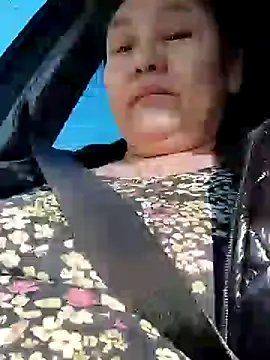 Snapshot of Zulfiya_Bruce chatting on 03/09/25, 11:03 Zulfiya Bruce online show from 03/09/25, 11:03