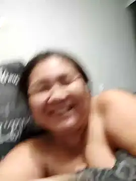 Snapshot of Zulfiya_Bruce chatting on 09/16/25, 06:09 Zulfiya Bruce online show from 09/16/25, 06:09