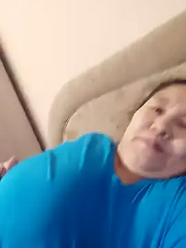 Snapshot of Zulfiya_Bruce chatting on 11/24/25, 05:12 Zulfiya Bruce online show from 11/24/25, 05:12