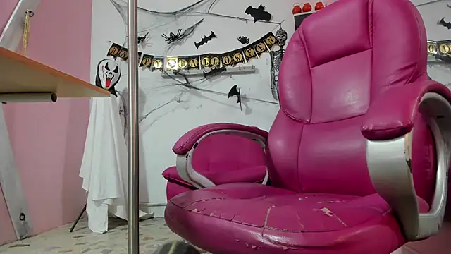 CAMILA--REY online show from 10/19/25, 11:05