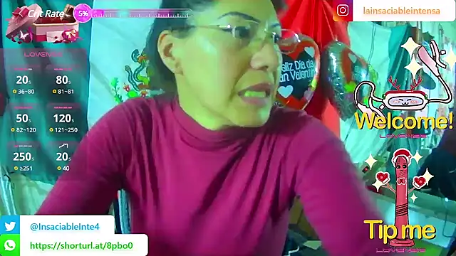 Snapshot of LaInsaciableIntensa chatting on 02/21/25, 10:59 LaInsaciableIntensa online show from 02/21/25, 10:59