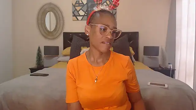 Creamyass22 online show from 12/23/24, 01:13