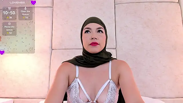 aisha vs online show from 03/14/25, 03:14