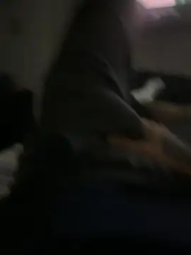 Snapshot of Alemanm chatting on 12/30/24, 04:31 Alemanm online show from 12/30/24, 04:31