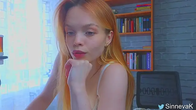 sinteas online show from 03/11/25, 09:45