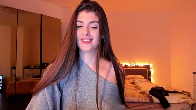 Snapshot of Fountainsquirtalexandra chatting on 10/24/25, 02:46 Fountainsquirtalexandra online show from 10/24/25, 02:46