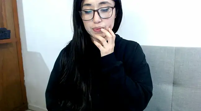 YummymeowW online show from 02/23/25, 06:17