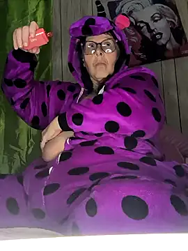 davisdesiresxh online show from 12/12/24, 07:15