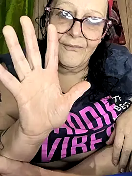 davisdesiresxh online show from 12/27/24, 02:01