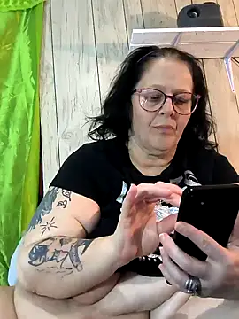 davisdesiresxh online show from 01/09/25, 03:34