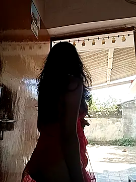 Snapshot of Shreya-Shetty09 chatting on 03/23/25, 08:37 Shreya-Shetty09 online show from 03/23/25, 08:37