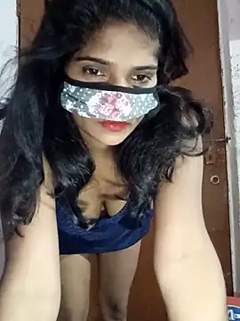Snapshot of Shreya-Shetty09 chatting on 10/16/25, 03:24 Shreya-Shetty09 online show from 10/16/25, 03:24
