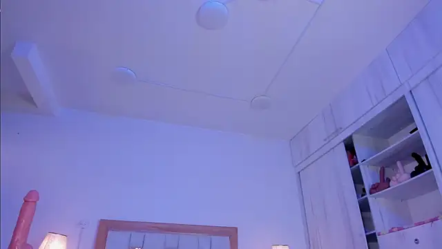 Snapshot of mia_hank chatting on 01/21/25, 02:37 mia hank online show from 01/21/25, 02:37
