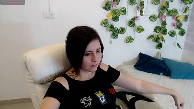 tania sweet   online show from 10/02/25, 06:15