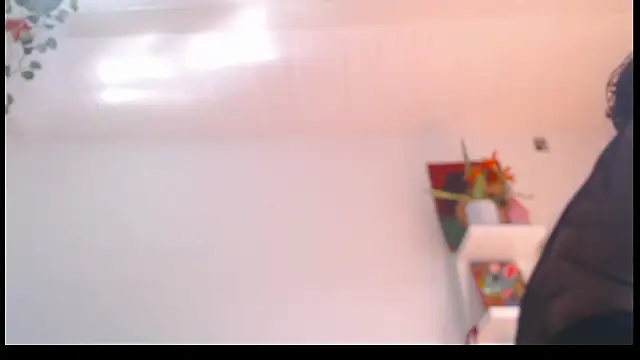 Snapshot of LAICK_01 chatting on 10/18/25, 07:14 LAICK 01 online show from 10/18/25, 07:14