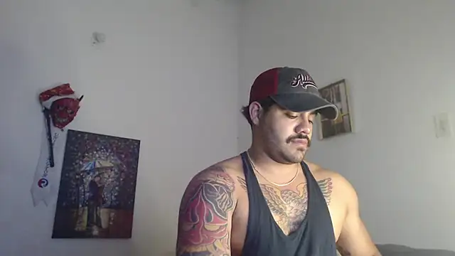 Snapshot of _Coddygold_ chatting on 12/22/24, 11:20 Coddygold online show from 12/22/24, 11:20
