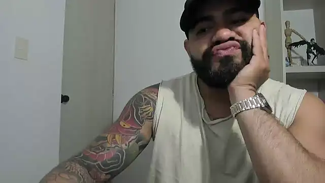 Snapshot of _Coddygold_ chatting on 09/23/25, 11:35 Coddygold online show from 09/23/25, 11:35