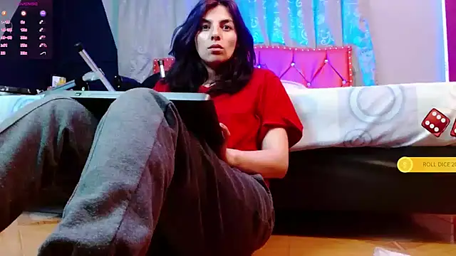 Snapshot of julieth_sex1 chatting on 01/13/25, 12:09 julieth sex1 online show from 01/13/25, 12:09