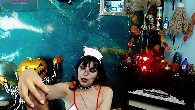 Snapshot of julieth_sex1 chatting on 10/16/25, 05:30 julieth sex1 online show from 10/16/25, 05:30