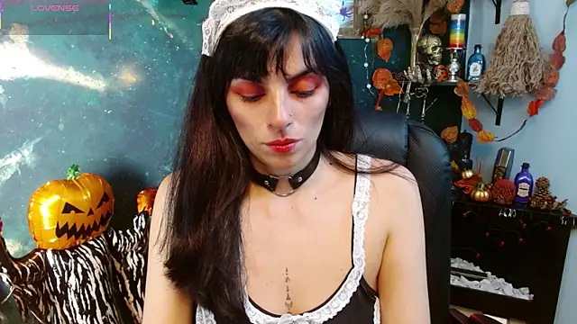 Snapshot of julieth_sex1 chatting on 10/22/25, 05:08 julieth sex1 online show from 10/22/25, 05:08