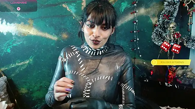 Snapshot of julieth_sex1 chatting on 11/15/25, 06:11 julieth sex1 online show from 11/15/25, 06:11