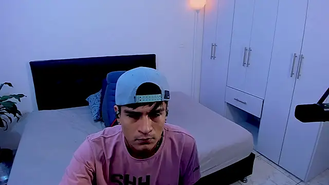 Eiden allenx online show from 01/17/25, 01:56