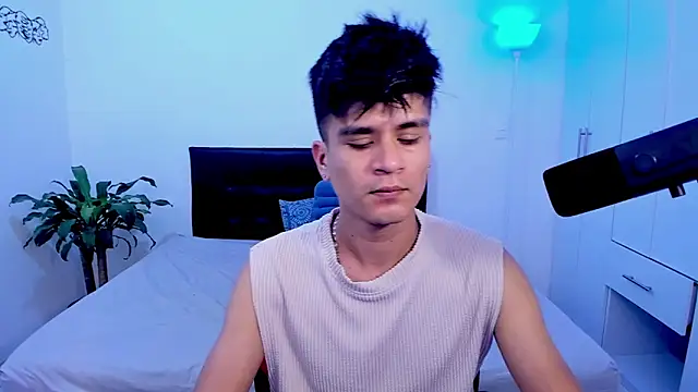 Eiden allenx online show from 01/28/25, 01:49