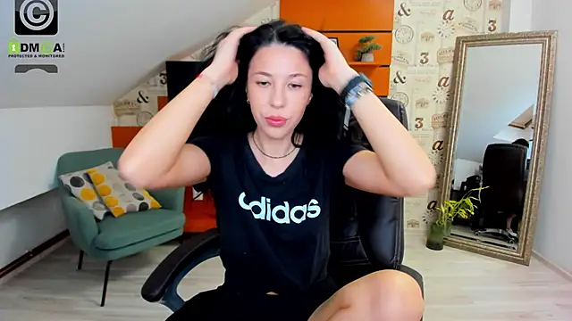 Snapshot of EmillyTaylor chatting on 01/15/25, 04:36 EmillyTaylor online show from 01/15/25, 04:36