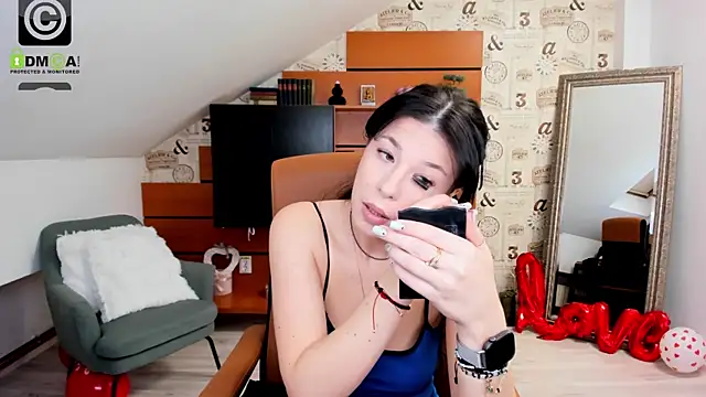 Snapshot of EmillyTaylor chatting on 03/04/25, 04:27 EmillyTaylor online show from 03/04/25, 04:27