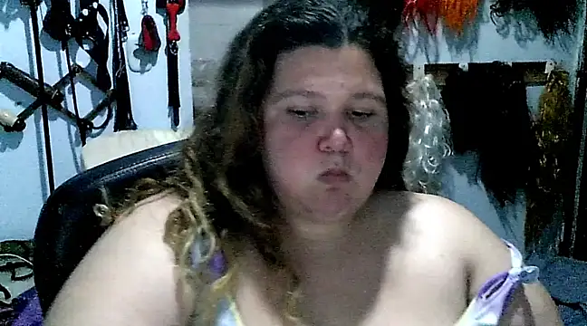 Snapshot of squirt322bbw chatting on 02/06/25, 12:33 squirt322bbw online show from 02/06/25, 12:33