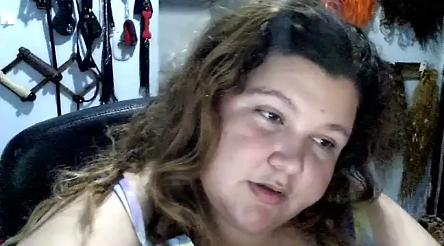 Snapshot of squirt322bbw chatting on 02/13/25, 07:31 squirt322bbw online show from 02/13/25, 07:31