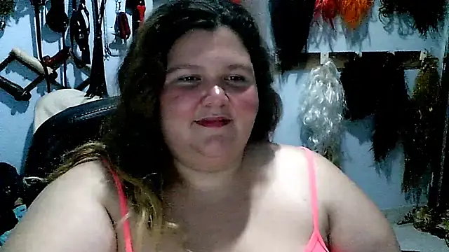Snapshot of squirt322bbw chatting on 02/19/25, 02:23 squirt322bbw online show from 02/19/25, 02:23
