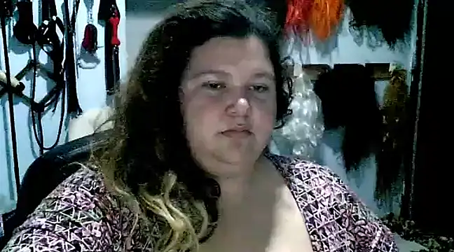 Snapshot of squirt322bbw chatting on 02/24/25, 09:20 squirt322bbw online show from 02/24/25, 09:20