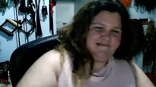 Snapshot of squirt322bbw chatting on 03/03/25, 04:03 squirt322bbw online show from 03/03/25, 04:03