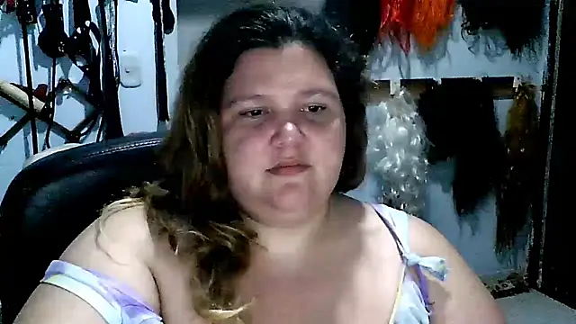 Snapshot of squirt322bbw chatting on 03/08/25, 03:50 squirt322bbw online show from 03/08/25, 03:50