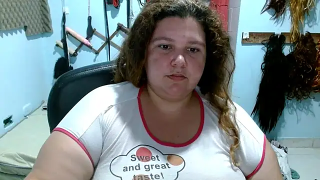 Snapshot of squirt322bbw chatting on 09/25/25, 05:38 squirt322bbw online show from 09/25/25, 05:38