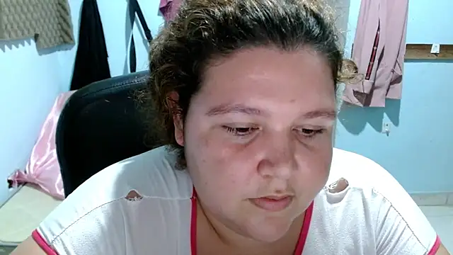 Snapshot of squirt322bbw chatting on 10/04/25, 07:56 squirt322bbw online show from 10/04/25, 07:56