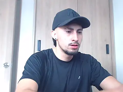 ChrisDamon online show from 11/08/25, 01:33