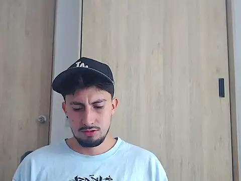 ChrisDamon online show from 11/18/25, 10:41