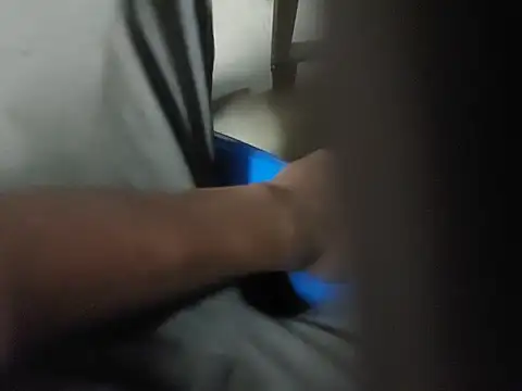 Snapshot of anjaanarun chatting on 10/27/25, 01:48 anjaanarun online show from 10/27/25, 01:48