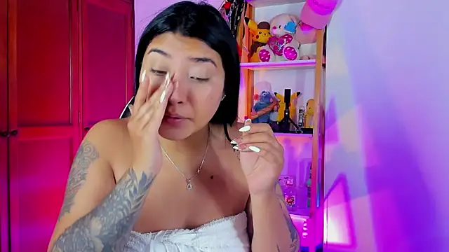Snapshot of eymy-hadid chatting on 09/17/25, 01:35 eymy-hadid online show from 09/17/25, 01:35