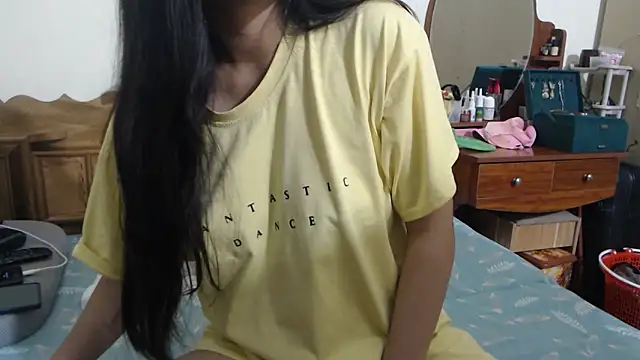 Snapshot of Beauty_Asian_Tina chatting on 10/26/25, 09:31 Beauty Asian Tina online show from 10/26/25, 09:31