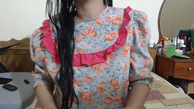 Snapshot of Beauty_Asian_Tina chatting on 11/20/25, 08:03 Beauty Asian Tina online show from 11/20/25, 08:03