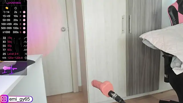 emilyn grey1 online show from 03/21/25, 04:18